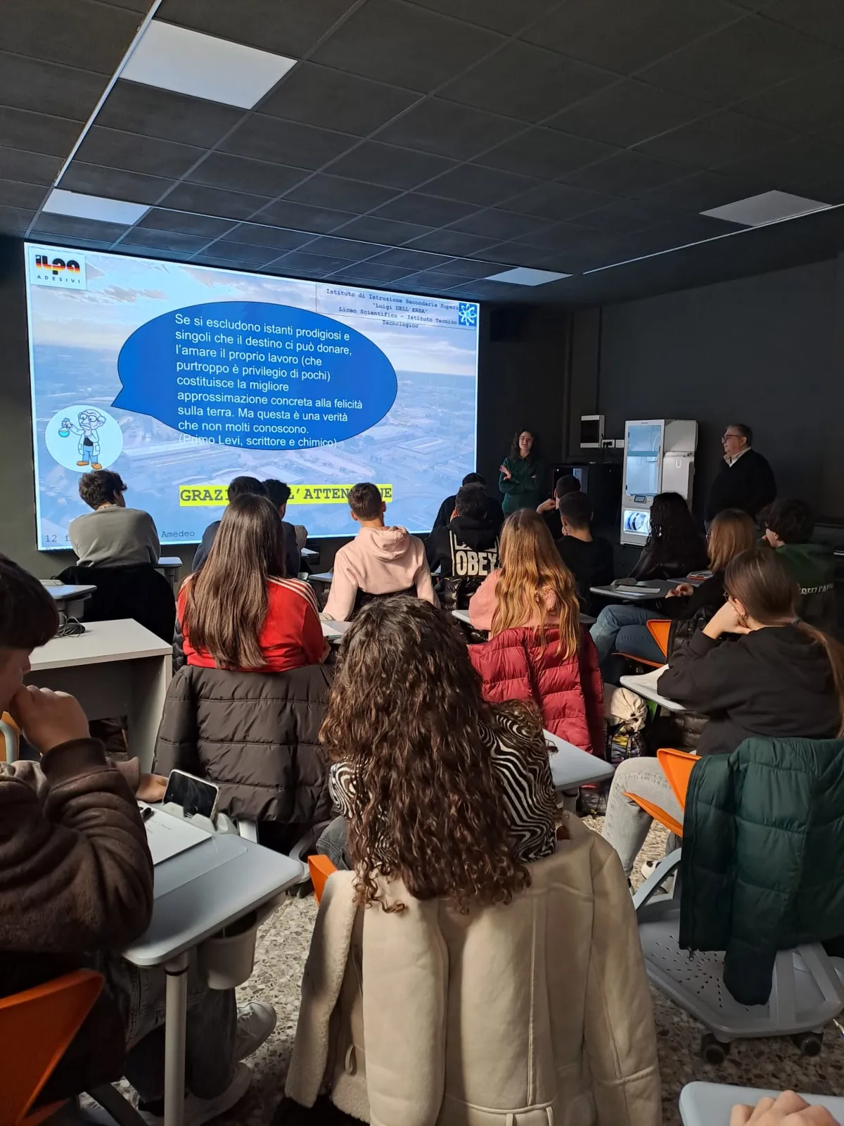Lezione nella Innovative Classroom Lab